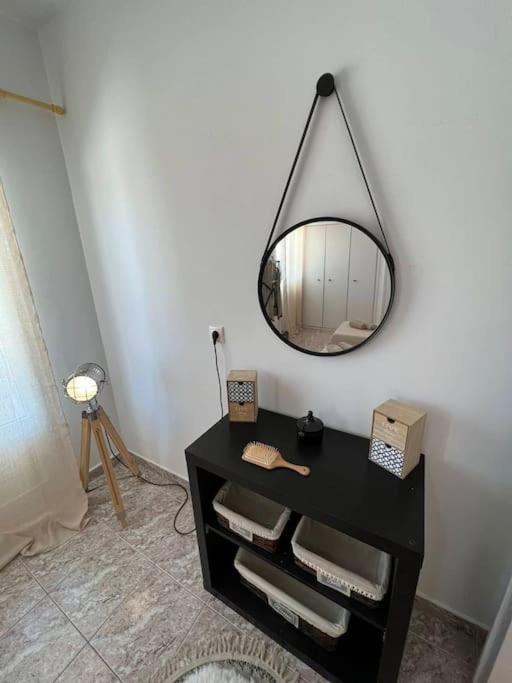 Beach Apartment Edem First Floor Періволос Екстер'єр фото